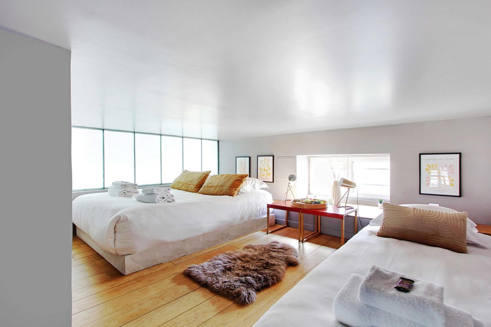 Magnificent - 2br-7p - Les Buttes Chaumo * Parijs